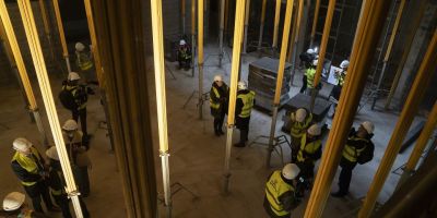 Pillar Contractor būvētā Dailes teātra Jaunā zāle nosvin spāru svētkus