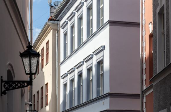 “Pillar Contractor” rekonstruētā viesnīca “Konventa Sēta Hotel” saņem Latvijas Būvniecības Gada balvu