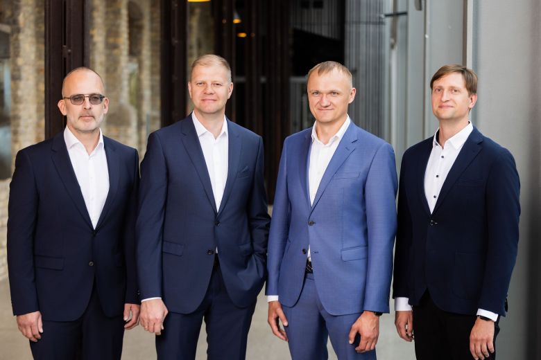 pillar vadības komanda, Jānis Lāčaunieks, Rūdolfs Legzdiņš, Edgars Miļūns, Reinis Vība